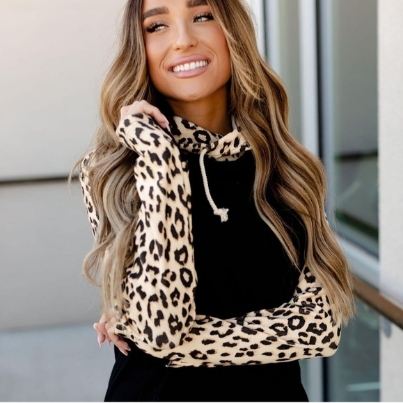 🖤💛🐆 Gorgeous Naketano Style Leopard Lightweight Hoodie - Picture 1 of 6